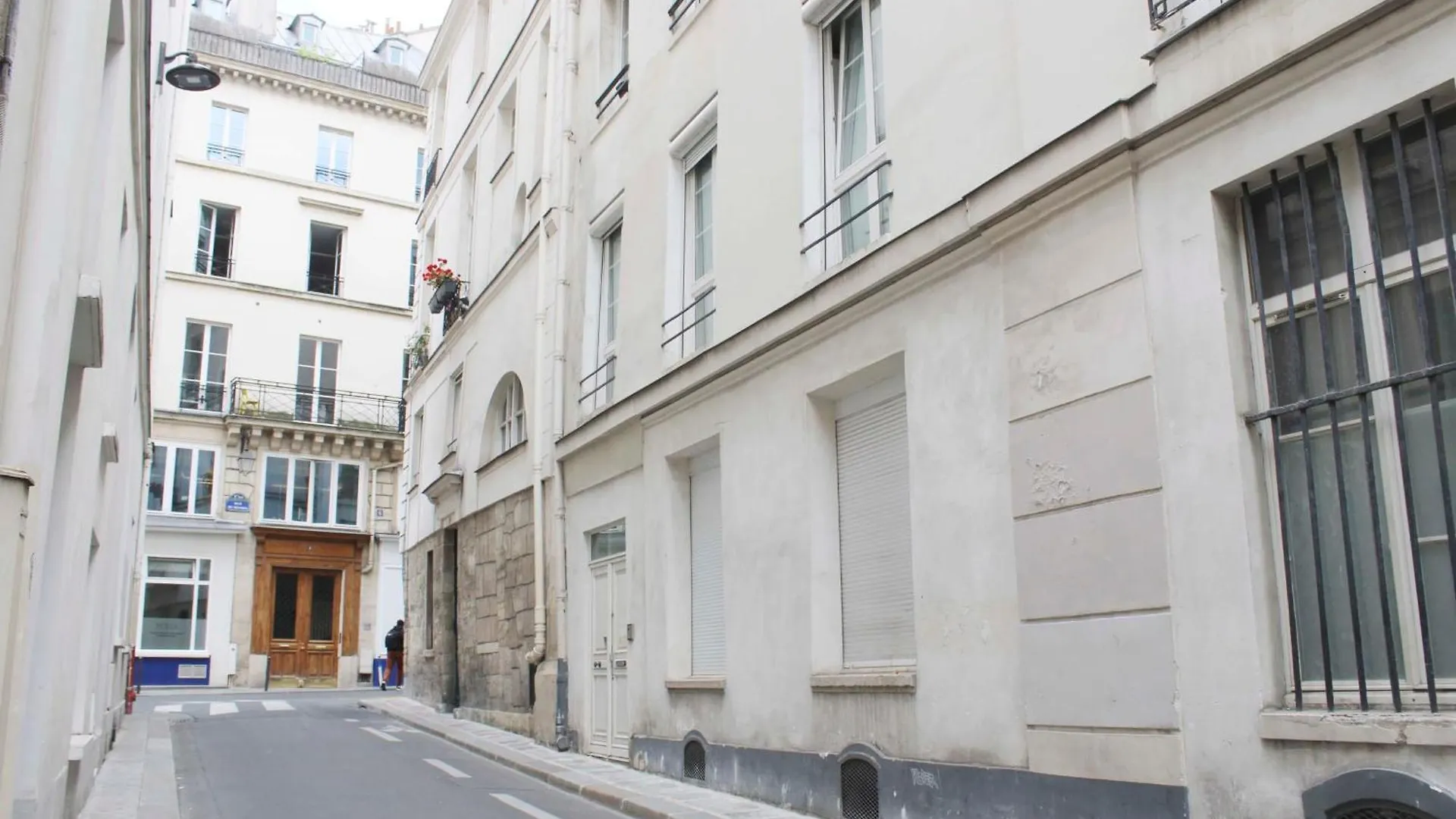 Apartamento Charming And Bright In The Heart Of París