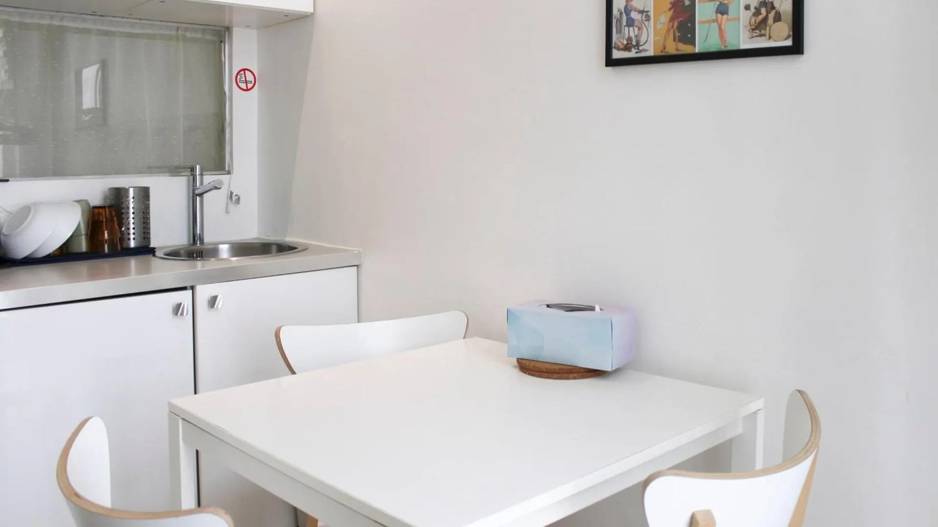 Charming And Bright In The Heart Of Paris Apartment